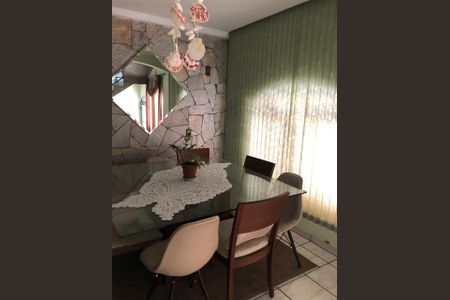 Foto 02 de casa à venda com 4 quartos, 159m² em Vila Nambi, Jundiaí