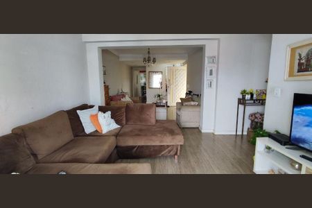 Casa à venda com 3 quartos, 200m² em Rio Pequeno, São Paulo