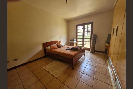 Casa de condomínio à venda com 577m², 4 quartos e 5 vagas Casa de condomínio à venda com 577m², 4 quartos e 5 vagasFoto 35