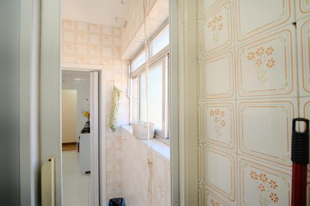 Apartamento à venda com 68m², 2 quartos e 1 vagaBanheiro de serviço