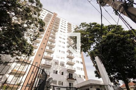 Apartamento à venda com 68m², 2 quartos e 1 vaga Apartamento à venda com 68m², 2 quartos e 1 vagaFachada