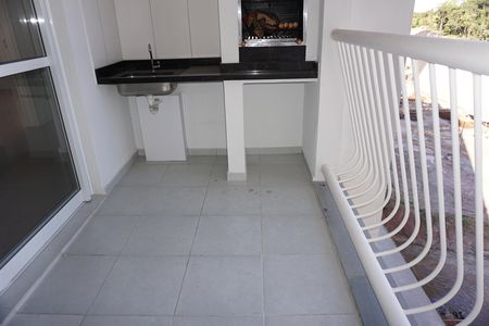 Apartamento para alugar com 86m², 2 quartos e 1 vagaVaranda