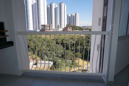 Apartamento para alugar com 86m², 2 quartos e 1 vagaVaranda