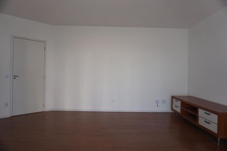 Sala de apartamento para alugar com 2 quartos, 86m² em Jardim Branca Flor, Embu das Artes