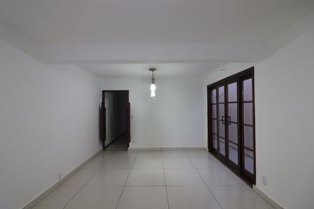 Sala  de casa à venda com 4 quartos, 190m² em Paulicéia, São Bernardo do Campo