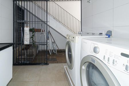 Área de Serviço de casa à venda com 3 quartos, 360m² em Indianópolis, São Paulo
