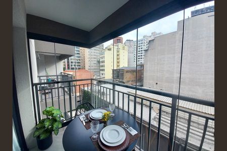 Studio para alugar com 30m², 1 quarto e sem vaga Studio para alugar com 30m², 1 quarto e sem vagaVista da Sacada