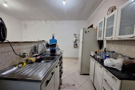 Apartamento à venda com 100m², 2 quartos e 1 vagaCozinha
