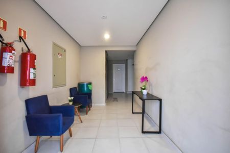 Apartamento para alugar com 40m², 2 quartos e 1 vaga Apartamento para alugar com 40m², 2 quartos e 1 vagaHall Social