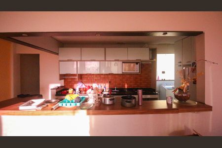 Cozinha de casa à venda com 7 quartos, 370m² em Chácara Mafalda, São Paulo
