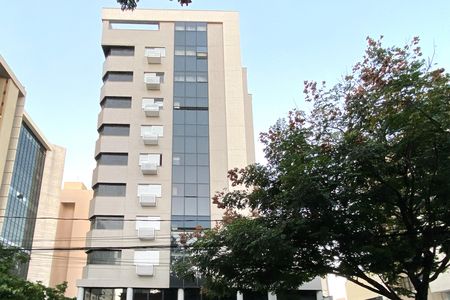 Apartamento para alugar com 54m², 2 quartos e 1 vaga Apartamento para alugar com 54m², 2 quartos e 1 vagaFachada