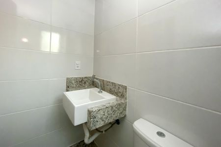 Apartamento para alugar com 54m², 2 quartos e 1 vaga Apartamento para alugar com 54m², 2 quartos e 1 vagaBanheiro da Suíte 2