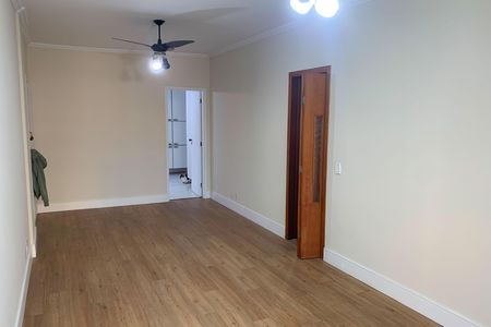 Sala de apartamento para alugar com 2 quartos, 110m² em Ponta da Praia, Santos