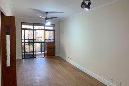 Sala de apartamento para alugar com 2 quartos, 110m² em Ponta da Praia, Santos