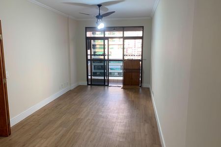 Sala de apartamento para alugar com 2 quartos, 110m² em Ponta da Praia, Santos