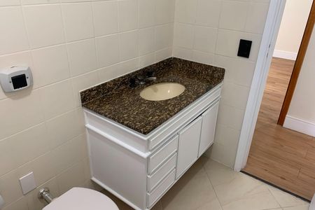 Apartamento para alugar com 110m², 2 quartos e 1 vaga Apartamento para alugar com 110m², 2 quartos e 1 vagaBanheiro