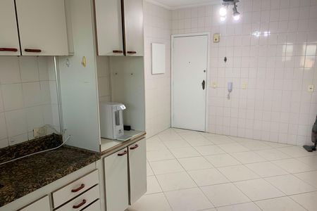 Apartamento para alugar com 110m², 2 quartos e 1 vaga Apartamento para alugar com 110m², 2 quartos e 1 vagaCozinha