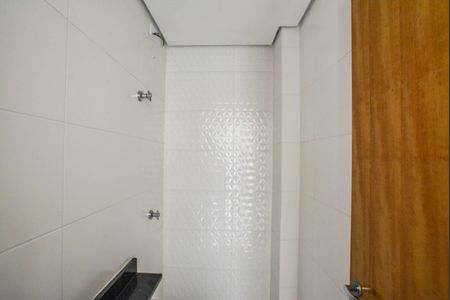 Apartamento à venda com 51m², 2 quartos e 1 vaga Apartamento à venda com 51m², 2 quartos e 1 vagaBanheiro Social