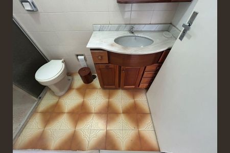 Banheiro de apartamento para alugar com 2 quartos, 69m² em Centro, Canoas