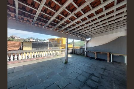 Casa à venda com 170m², 2 quartos e 3 vagasVaranda