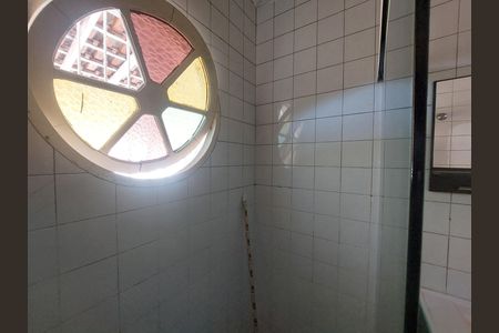 Casa à venda com 170m², 2 quartos e 3 vagasBanheiro Suíte