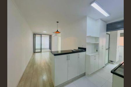 Apartamento à venda com 70m², 2 quartos e 1 vaga