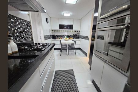 Apartamento à venda com 3 quartos, 139m² em Vila Regente Feijó, São Paulo