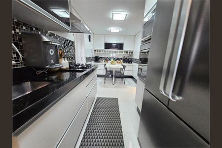 Apartamento à venda com 3 quartos, 139m² em Vila Regente Feijó, São Paulo