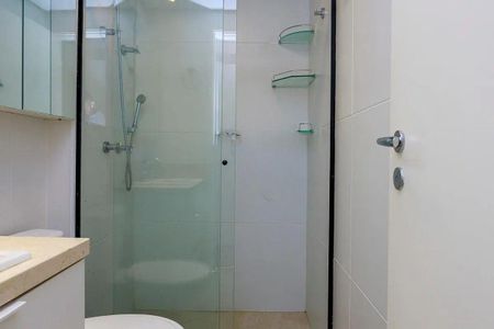 Apartamento à venda com 68m², 2 quartos e 1 vaga