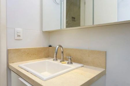 Apartamento à venda com 68m², 2 quartos e 1 vaga