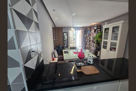 Apartamento à venda com 68m², 2 quartos e 1 vaga
