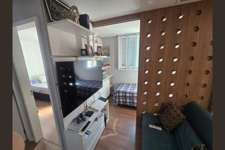 Apartamento à venda com 68m², 2 quartos e 1 vaga