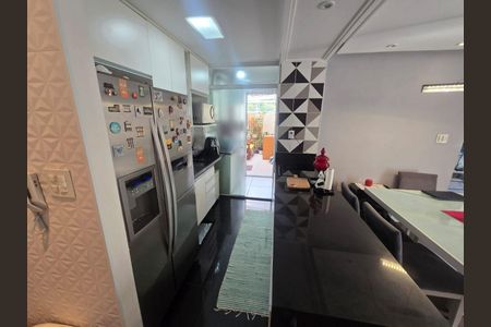 Apartamento à venda com 68m², 2 quartos e 1 vaga