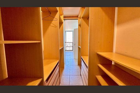 Apartamento para alugar com 3 quartos, 200m² em Barra da Tijuca, Rio de Janeiro
