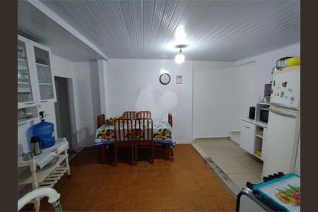 Casa à venda com 105m², 3 quartos e 1 vaga