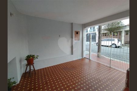Casa à venda com 3 quartos, 105m² em Vila Darli, São Paulo