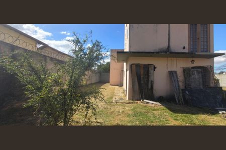 Casa à venda com 150m², 1 quarto e 10 vagas