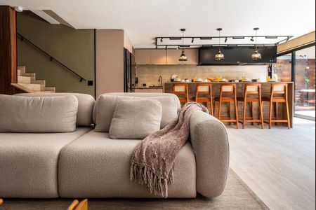 Casa à venda com 3 quartos, 329m² em Jardim Guedala, São Paulo