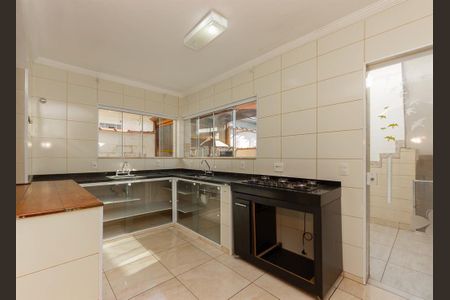 Casa à venda com 3 quartos, 206m² em Jardim Planalto, São Paulo