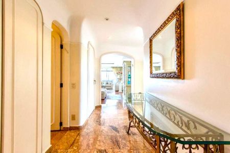 Apartamento à venda com 340m², 5 quartos e 4 vagas