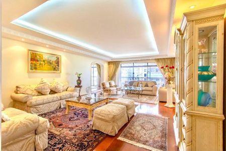 Apartamento à venda com 5 quartos, 340m² em Santa Cecilia, São Paulo