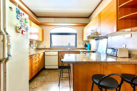 Apartamento à venda com 340m², 5 quartos e 4 vagas