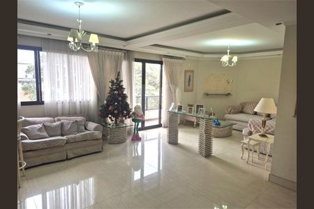 Apartamento à venda com 4 quartos, 200m² em Jardim Japao, São Paulo