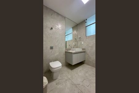 Apartamento à venda com 100m², 3 quartos e 1 vaga Apartamento à venda com 100m², 3 quartos e 1 vagaBanheiro