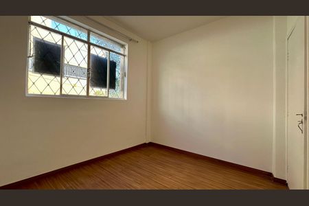 Apartamento à venda com 100m², 3 quartos e 1 vaga Apartamento à venda com 100m², 3 quartos e 1 vagaQuarto