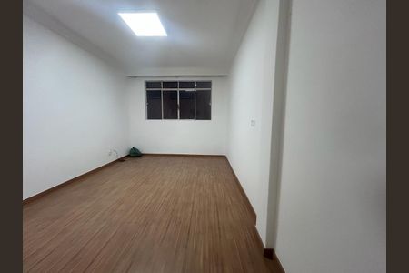 Sala  de apartamento à venda com 3 quartos, 100m² em São Pedro, Belo Horizonte