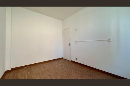 Apartamento à venda com 100m², 3 quartos e 1 vaga Apartamento à venda com 100m², 3 quartos e 1 vagaQuarto