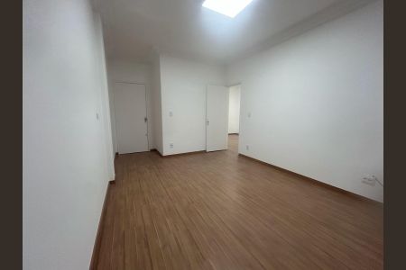 Sala  de apartamento à venda com 3 quartos, 100m² em São Pedro, Belo Horizonte