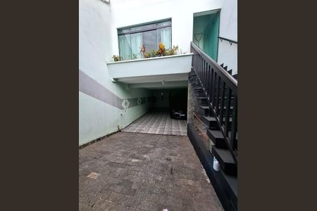 Casa à venda com 125m², 3 quartos e 4 vagas