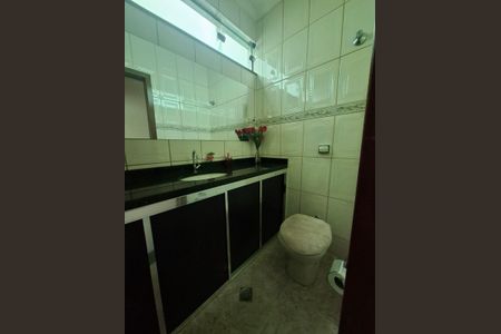 Casa à venda com 125m², 3 quartos e 4 vagas